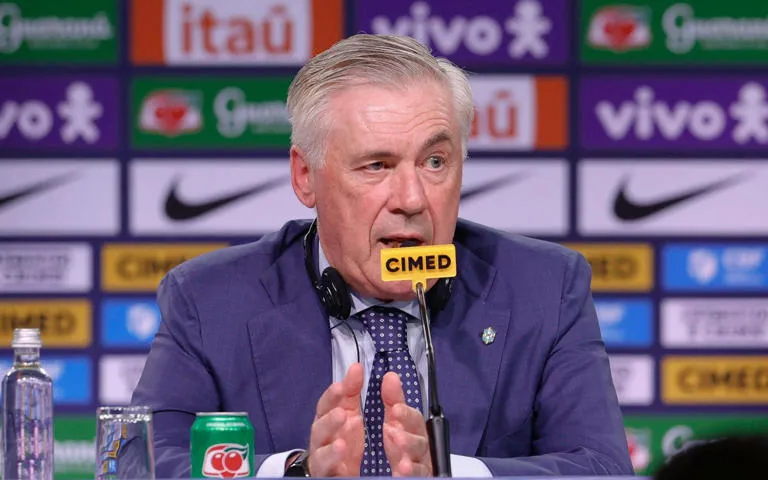 Fala de Ancelotti pega mal na web antes de jogo da Seleção Brasileira